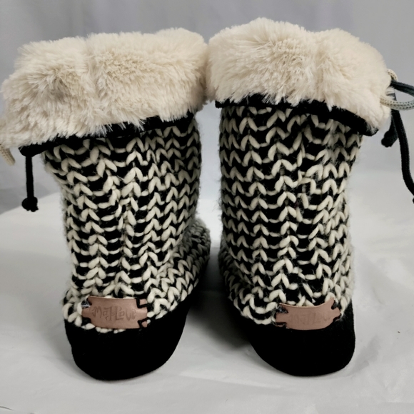 Mad Love Big Loop Knit Faux Fur Lined Rubber Outsole Boot Slippers Women's 11/12 - Picture 6 of 10